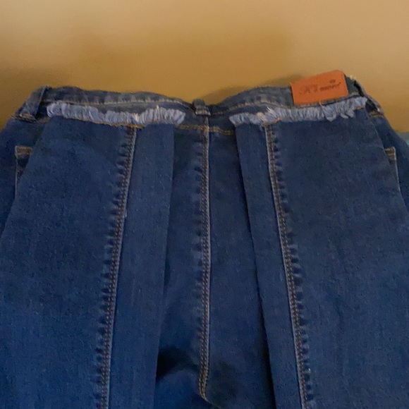 K’s More Distressed Skinny Pencil Jeans. Size 7. EUC - Picture 4 of 7